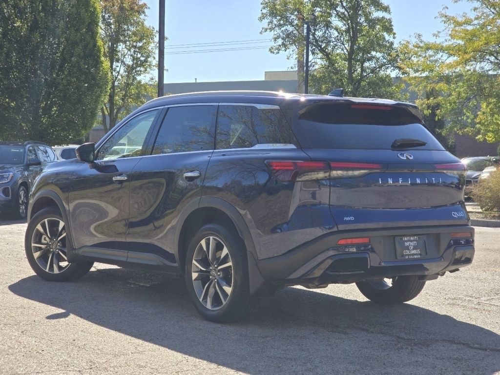 Used 2025 INFINITI QX60 Luxe w/ Vision Package image 17