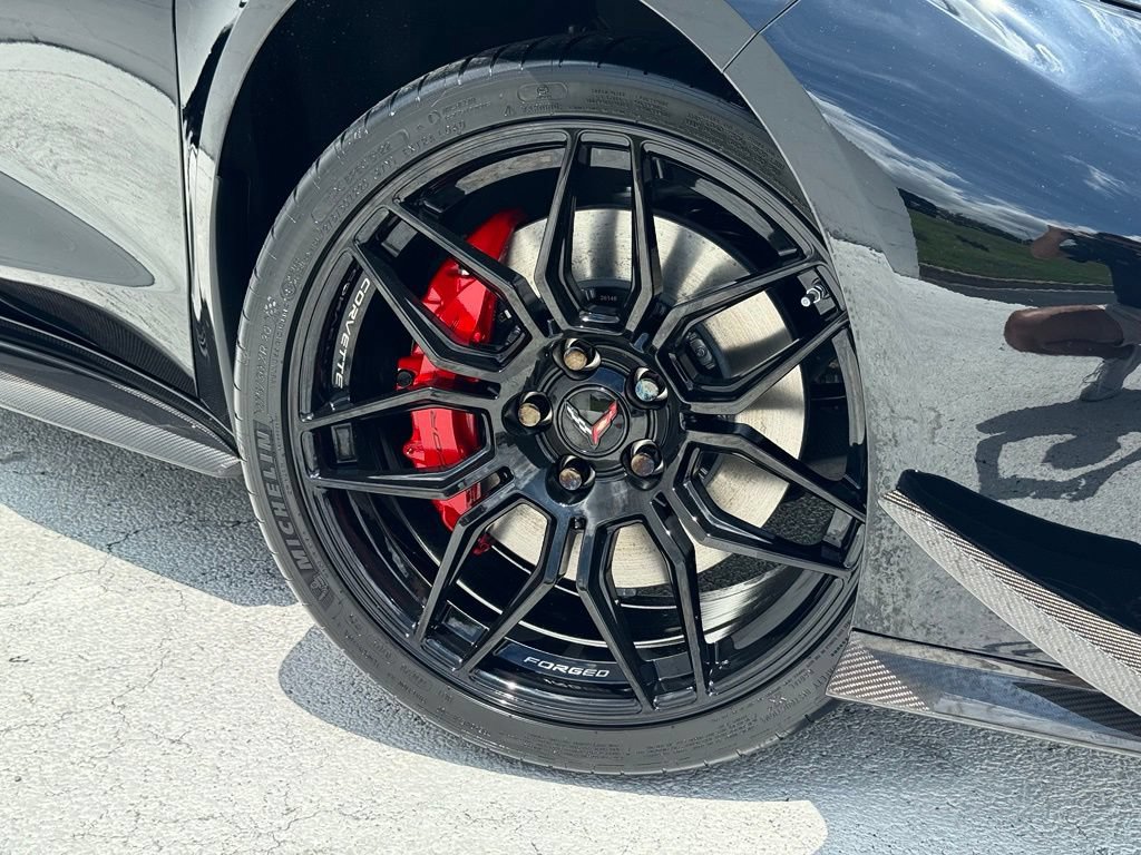 New 2027 Chevrolet Corvette Z06 RWD image 6