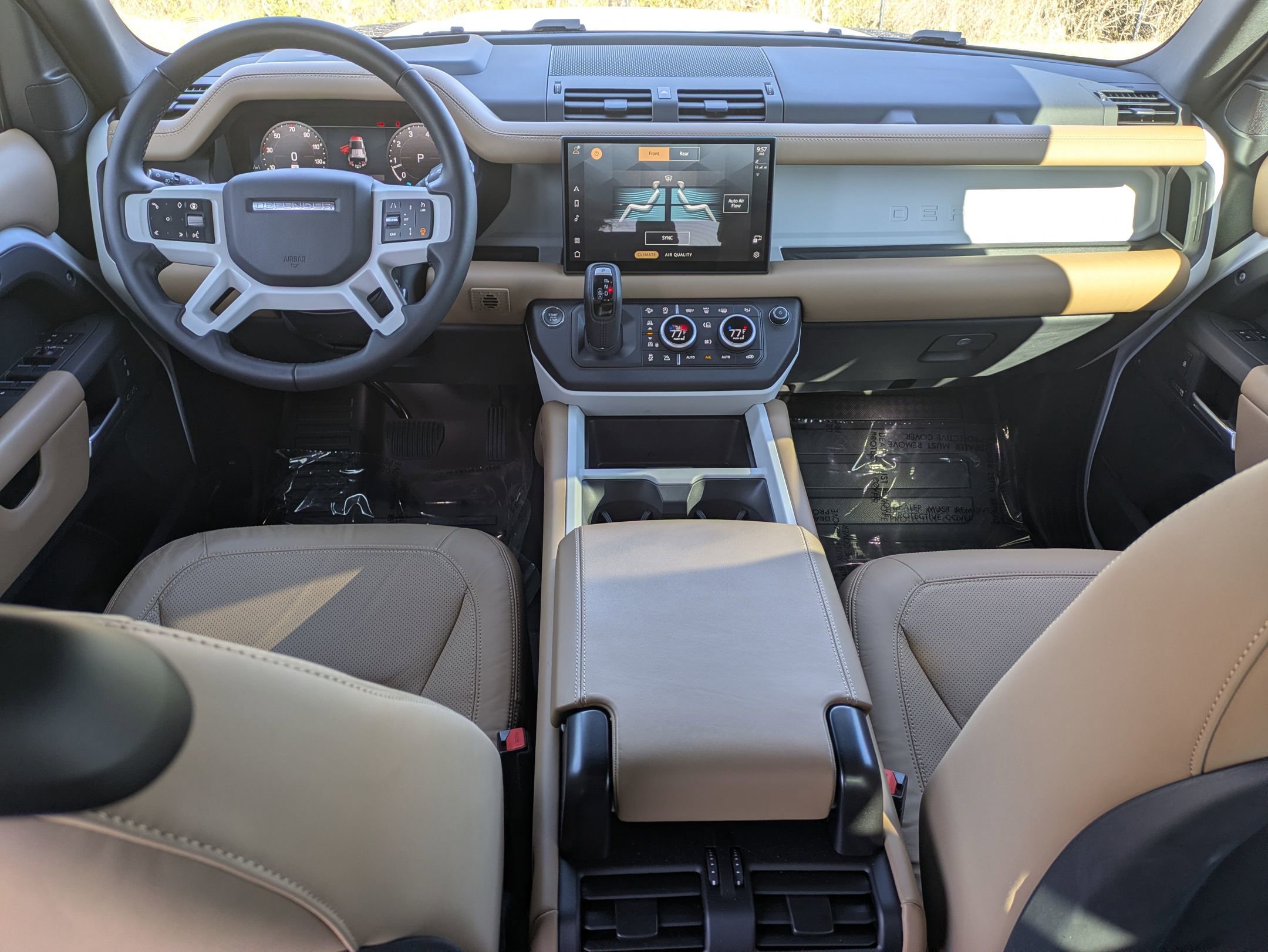 Certified 2025 Land Rover Defender 110 X-Dynamic SE image 25