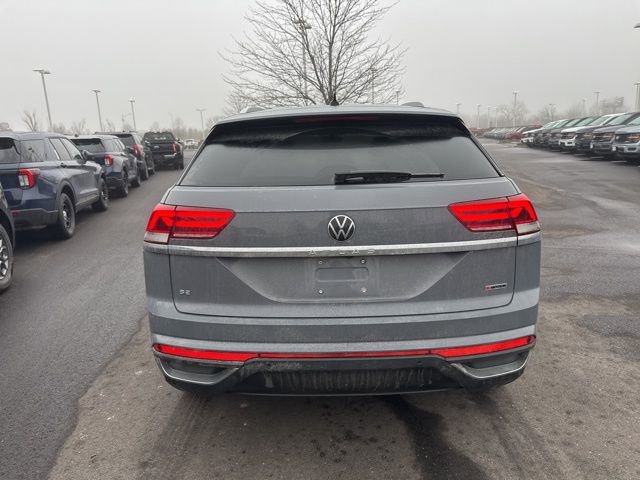 Used 2022 Volkswagen Atlas Cross Sport SE image 5