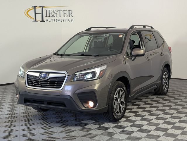 Used 2021 Subaru Forester Premium image 4