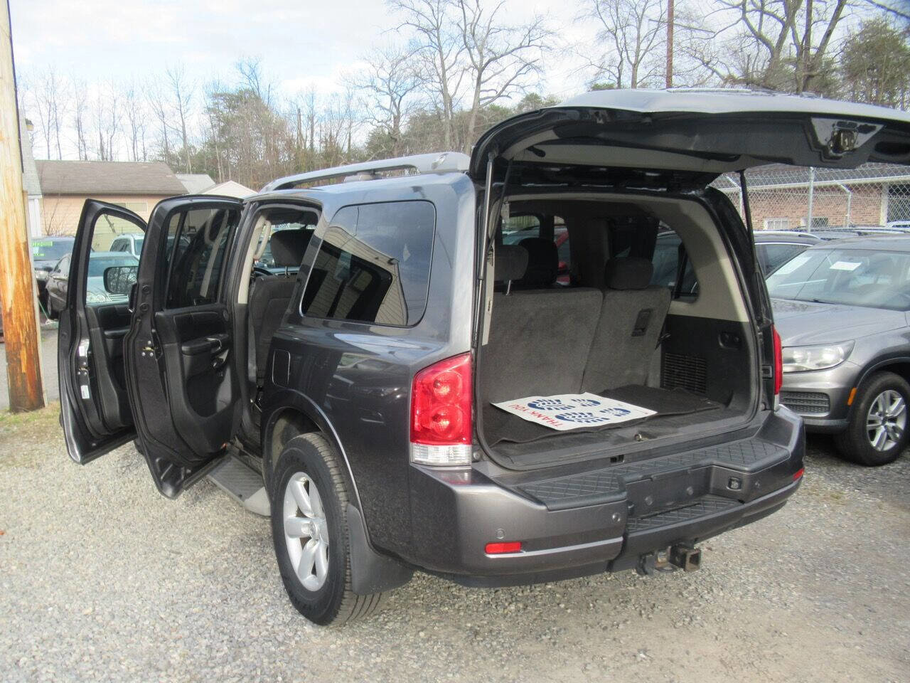 Used 2012 Nissan Armada SV image 10