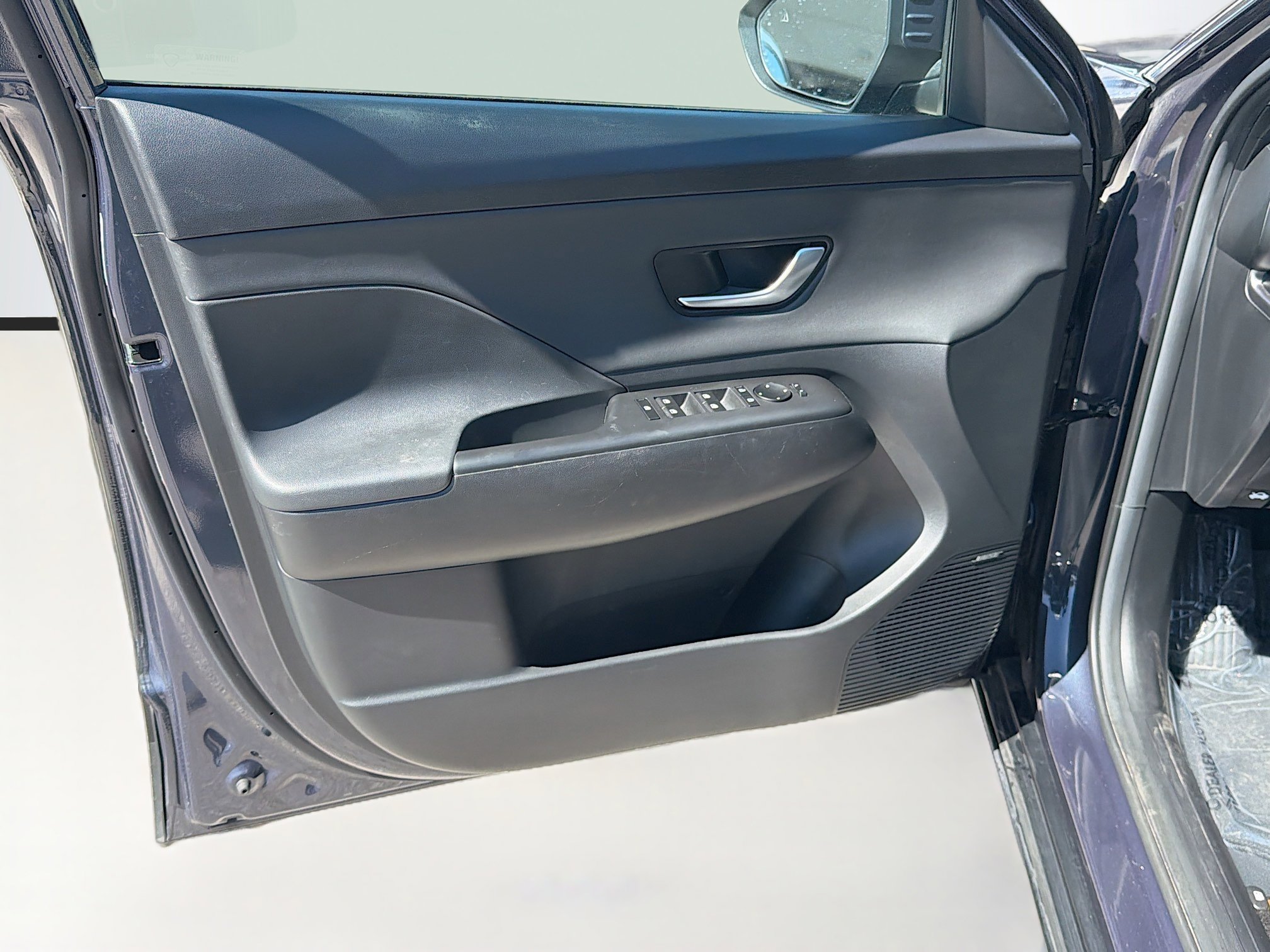 Used 2024 Hyundai Kona Limited image 22