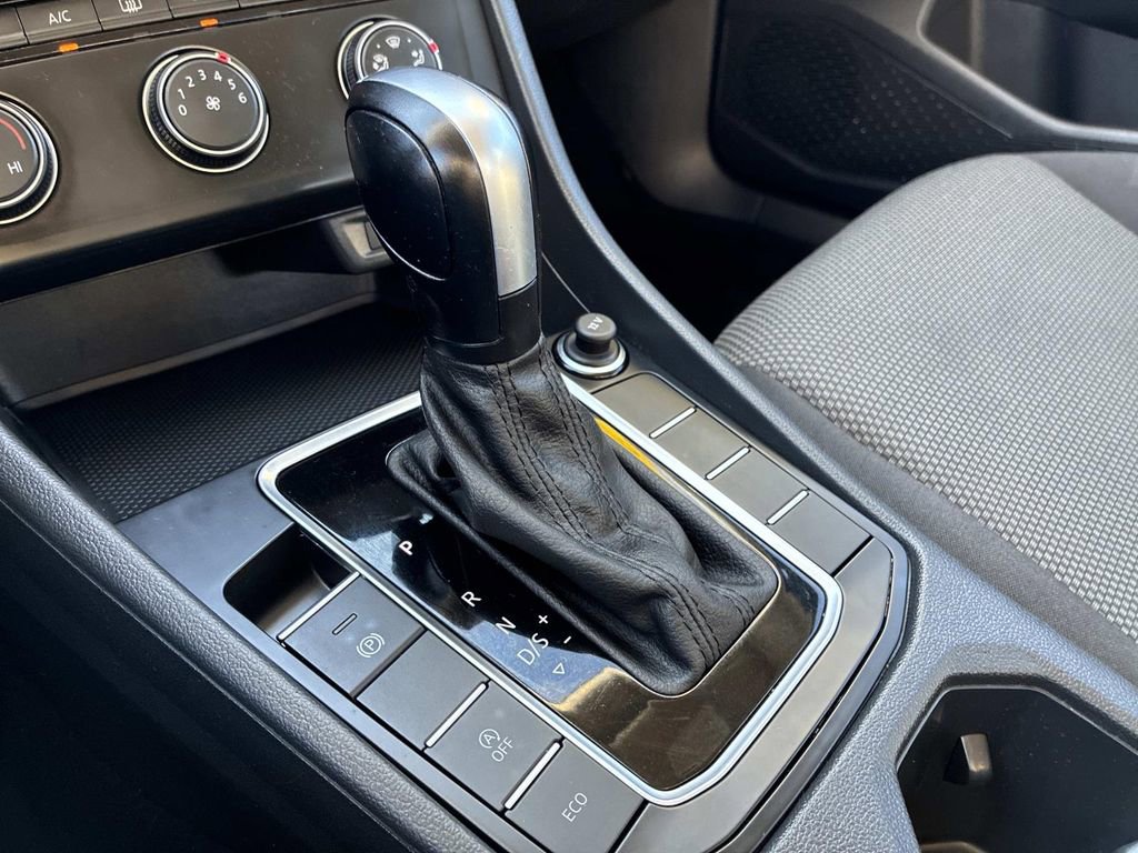 Used 2021 Volkswagen Jetta S w/ Driver Assistance Package image 25