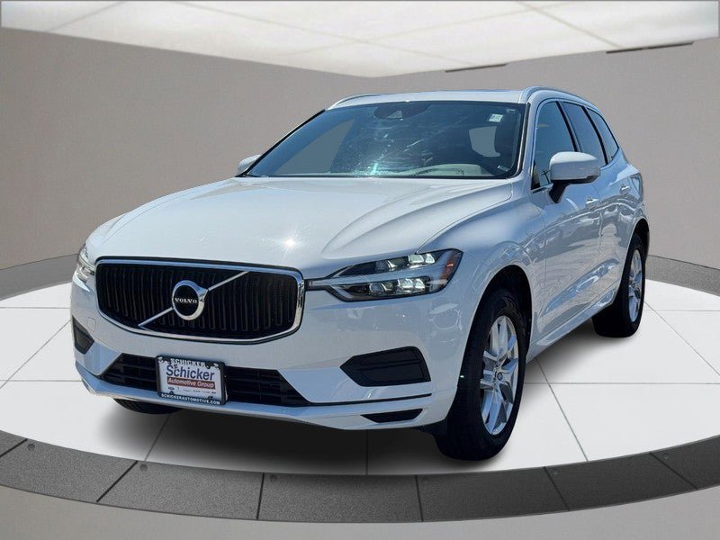 Used 2020 Volvo XC60 T5 Momentum image 8