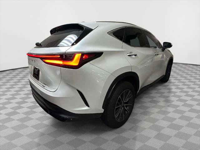 Used 2025 Lexus NX 350 AWD w/ Accessory Package (2T) image 2