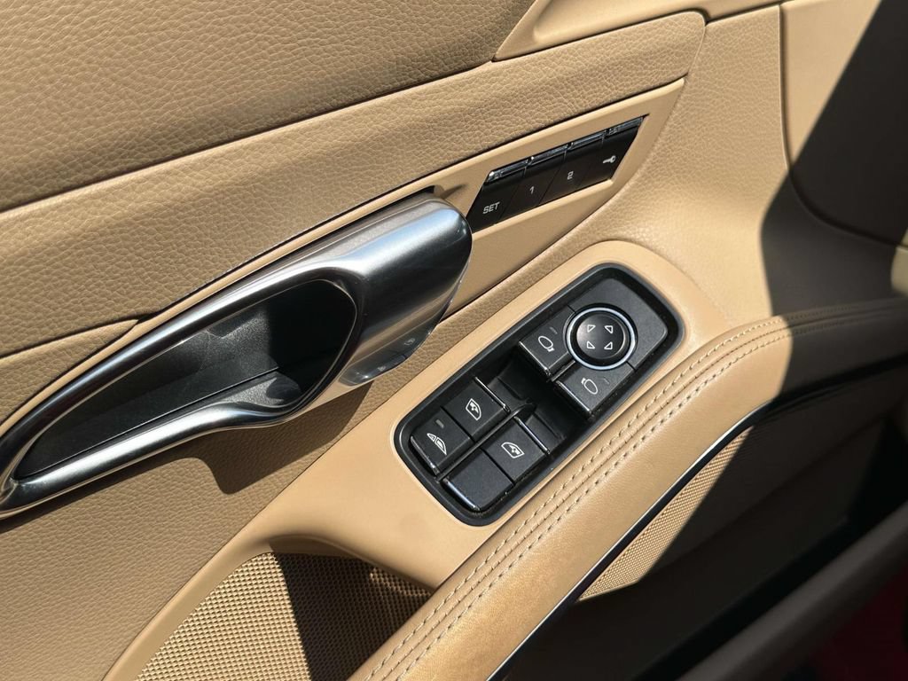 Used 2014 Porsche 911 Carrera S RWD image 16