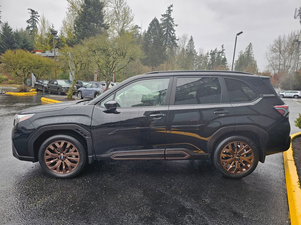 Used 2025 Subaru Forester Sport image 4