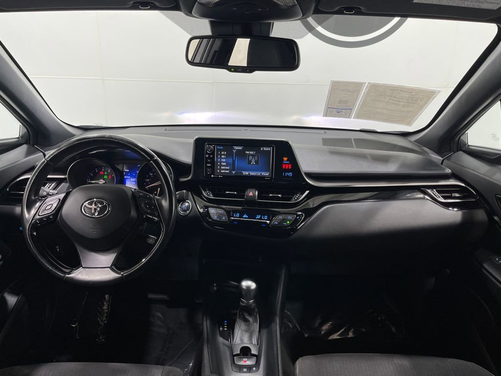 Used 2018 Toyota C-HR XLE image 17