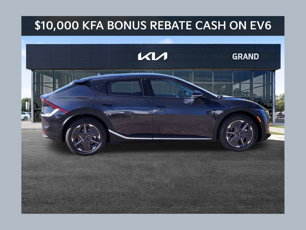 New 2025 Kia EV6 Light w/ Light LR Technology Package