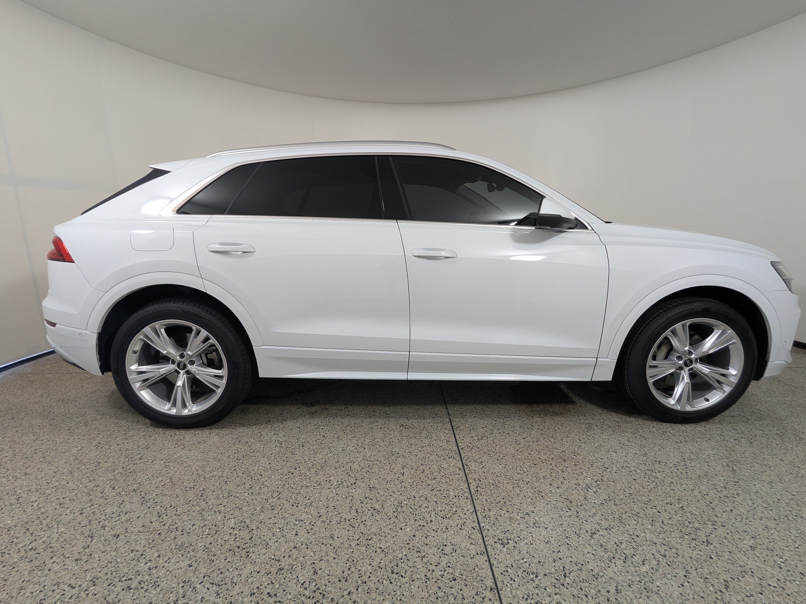 Used 2023 Audi Q8 Premium w/ Convenience Package AWD/4WD image 8
