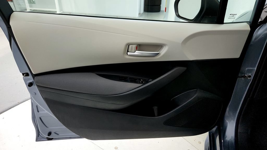 Certified 2021 Toyota Corolla LE w/ Carpet Mat Package (TMS) FWD image 22
