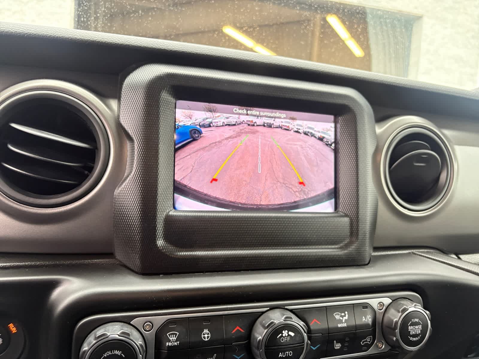 Used 2022 Jeep Wrangler Sport AWD/4WD image 21