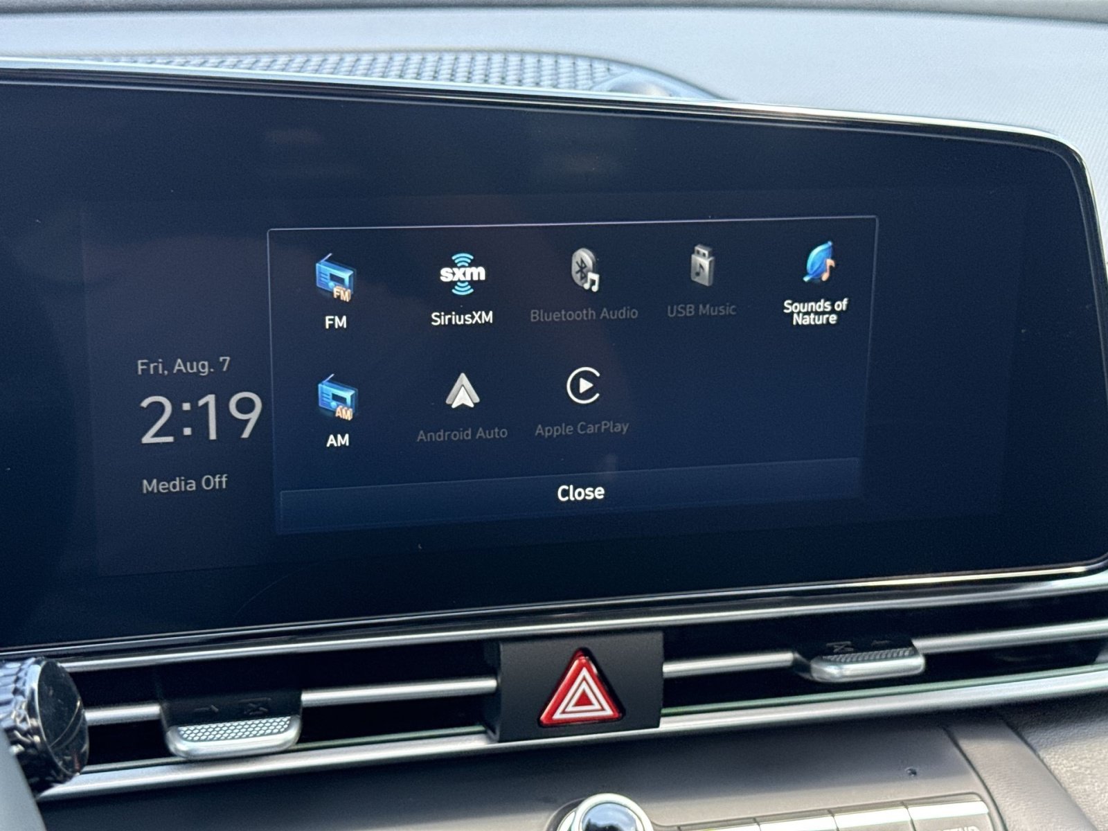 Used 2025 Hyundai Elantra Limited FWD image 18