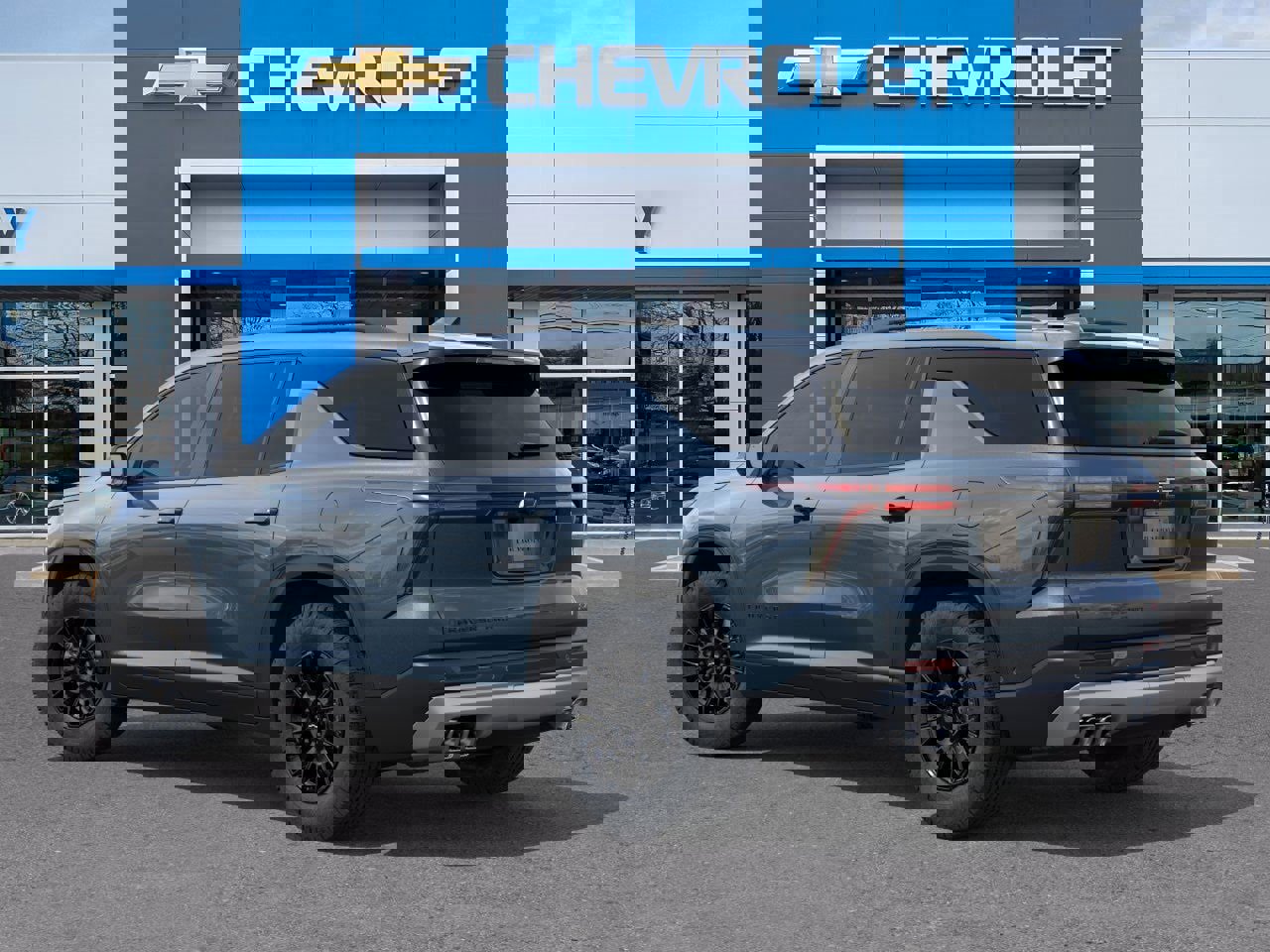 New 2026 Chevrolet Traverse Z71 w/ Enhanced Driving Package image 3