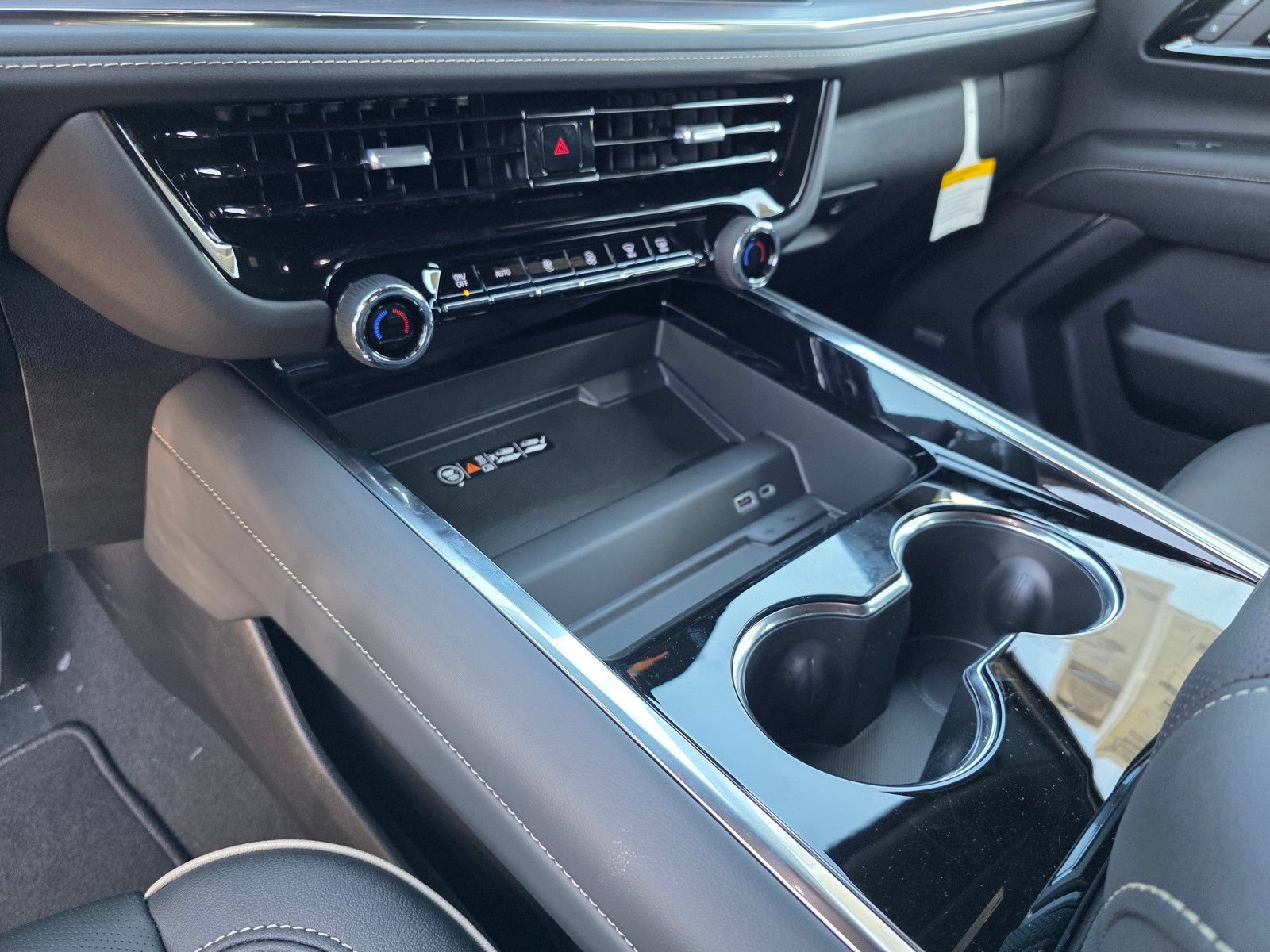 New 2026 Chevrolet Tahoe Premier w/ LPO, Get Active Package RWD image 27