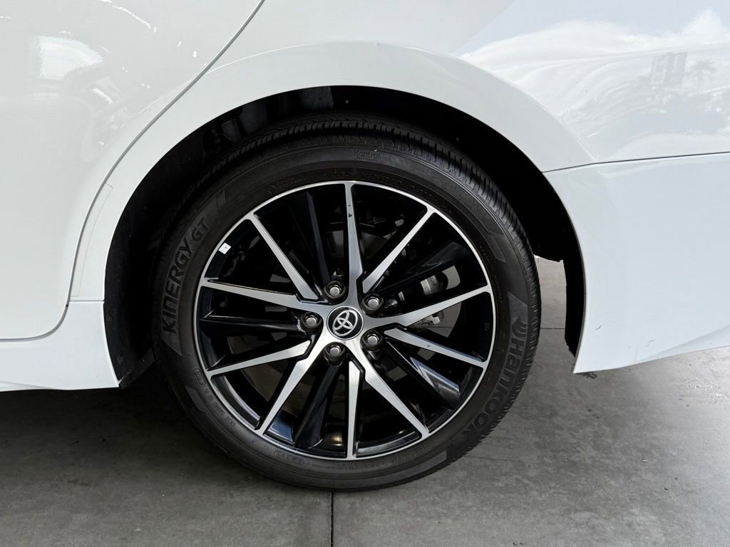 Certified 2024 Toyota Camry SE w/ Convenience Package image 16
