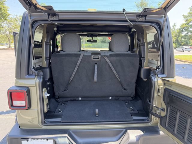 Used 2025 Jeep Wrangler Sport AWD/4WD image 30
