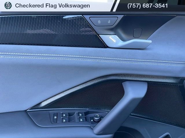 New 2026 Volkswagen Tiguan SE image 13