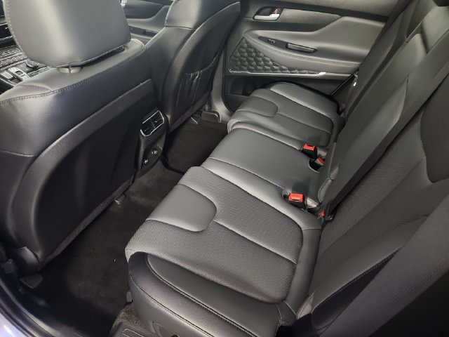 Certified 2023 Hyundai Santa Fe SEL w/ Premium Package AWD/4WD image 17