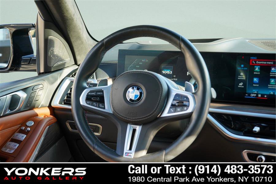 Used 2024 BMW X7 M60i w/ Executive Package image 25