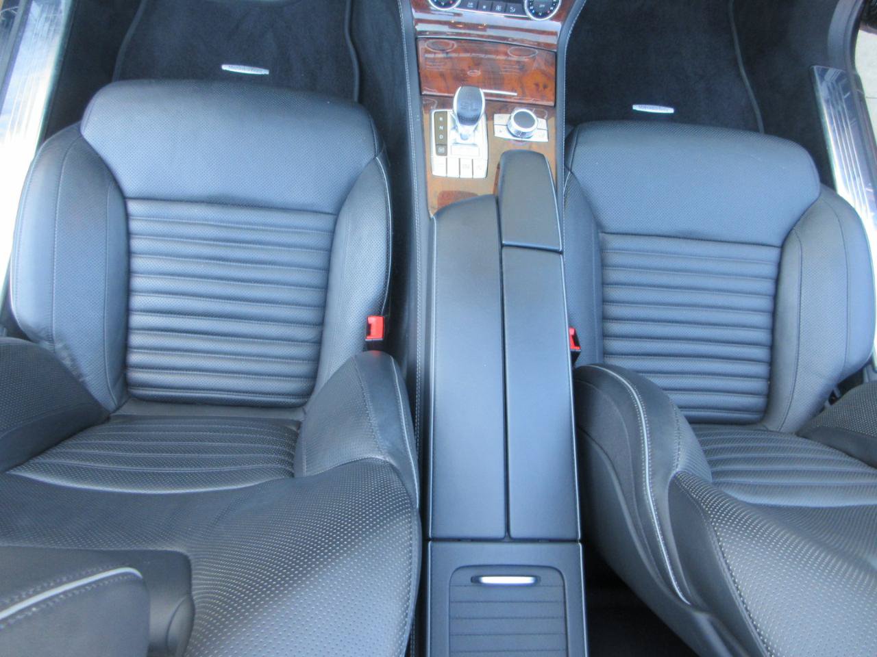 Used 2017 Mercedes-Benz SL 550 image 21