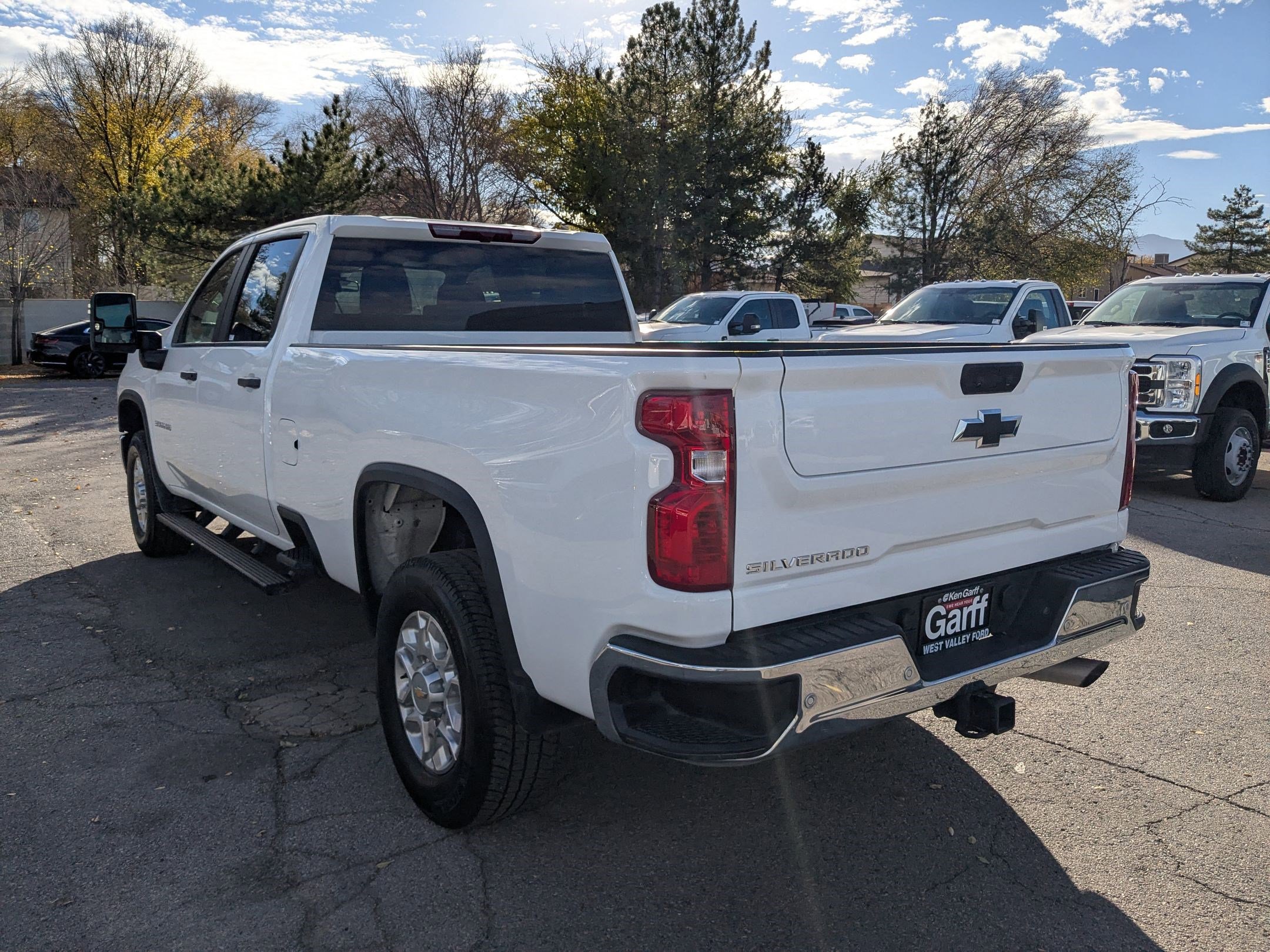 Used 2024 Chevrolet Silverado 3500 W/T image 8