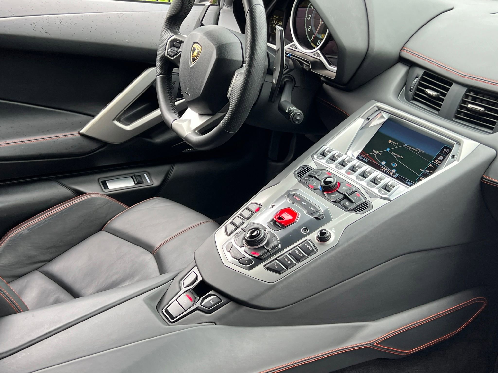 Used 2013 Lamborghini Aventador LP 700-4 AWD/4WD image 3