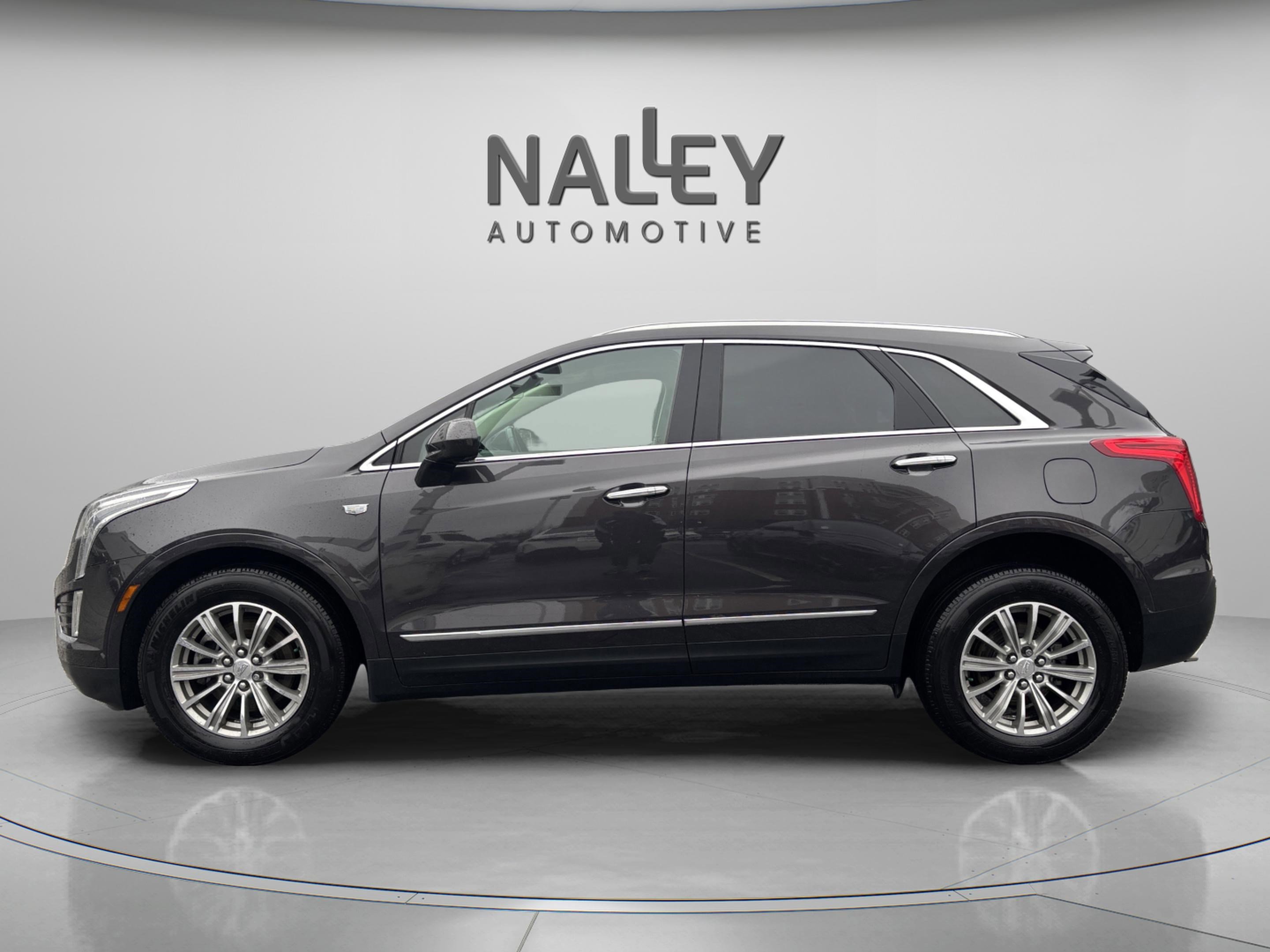 Used 2018 Cadillac XT5 Luxury w/ Driver Awareness Package image 2