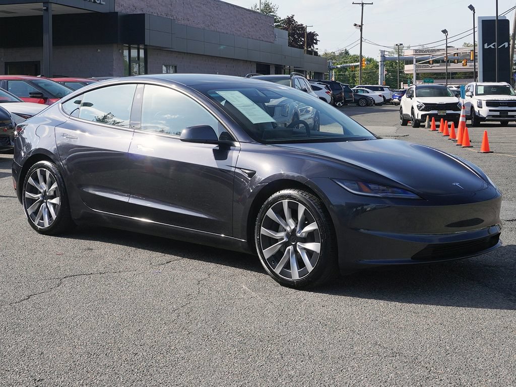 Used 2024 Tesla Model 3 Standard Range RWD image 46