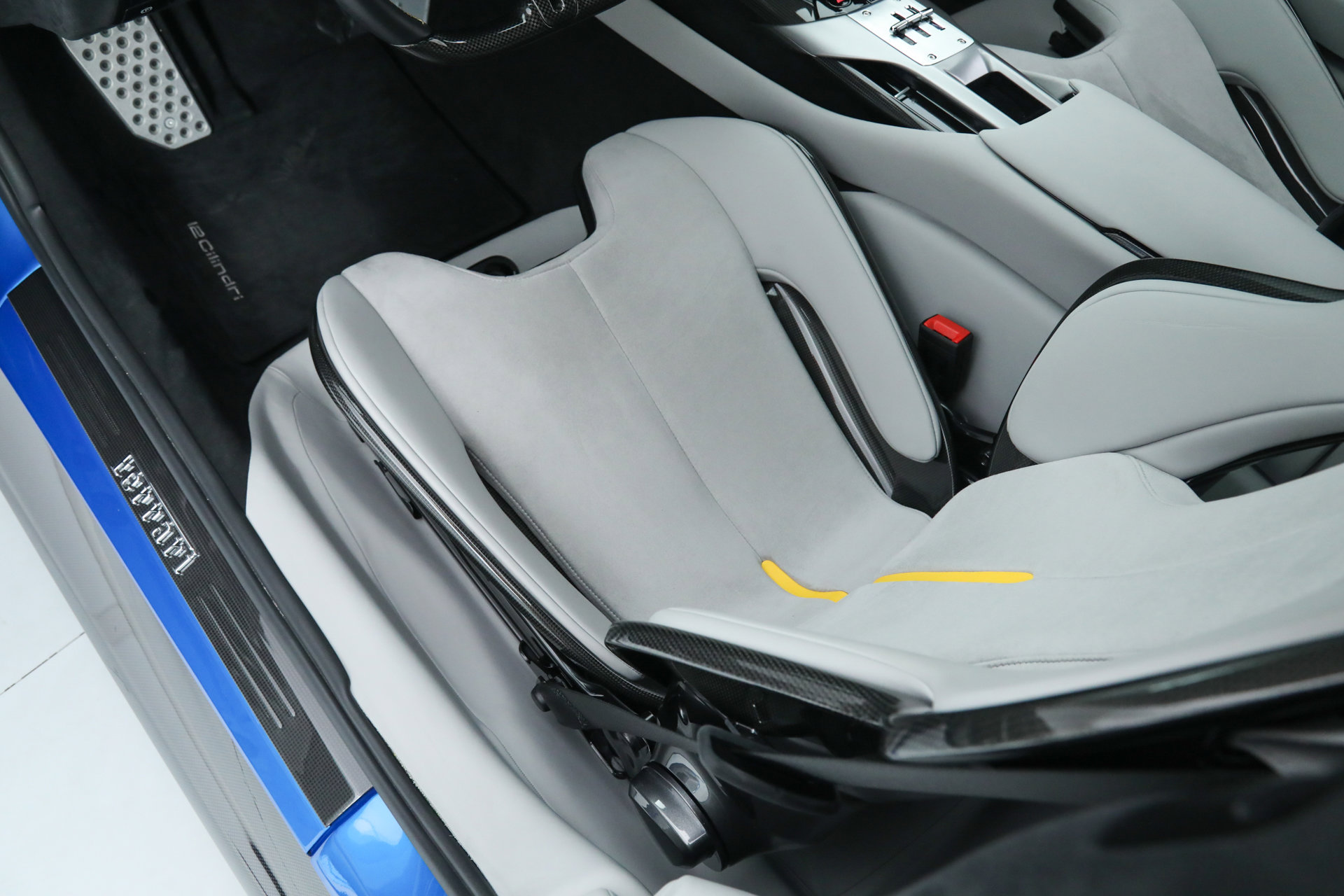 Certified 2025 Ferrari 12Cilindri image 26