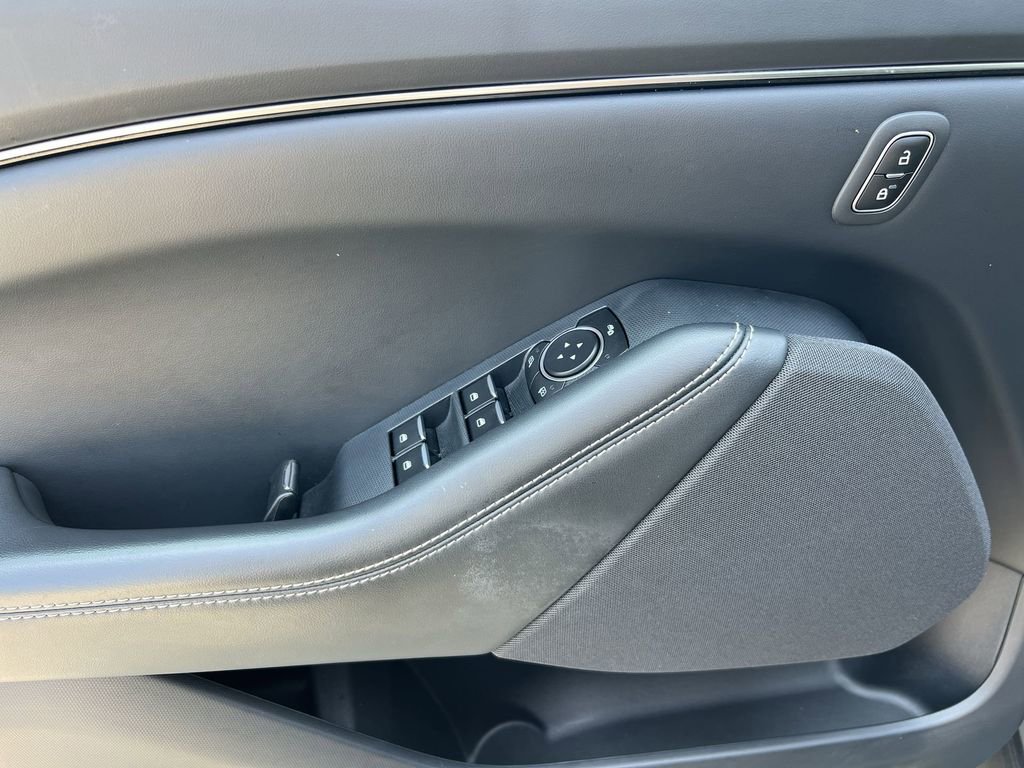 Used 2023 Ford Mustang Mach-E Select image 15