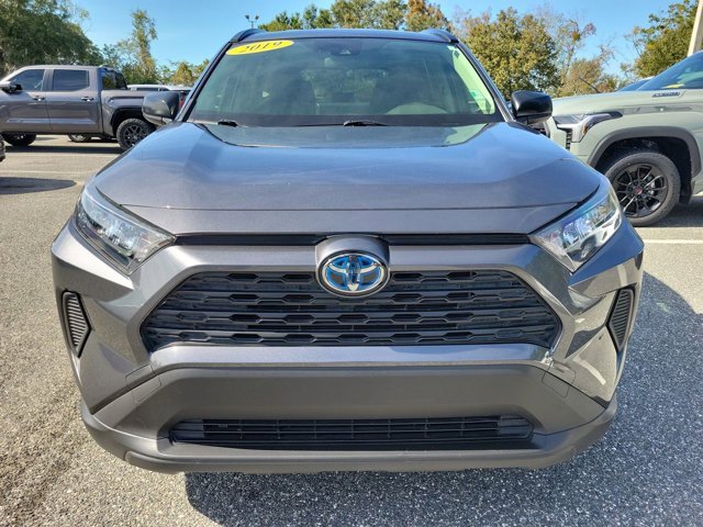 Used 2019 Toyota RAV4 LE image 15