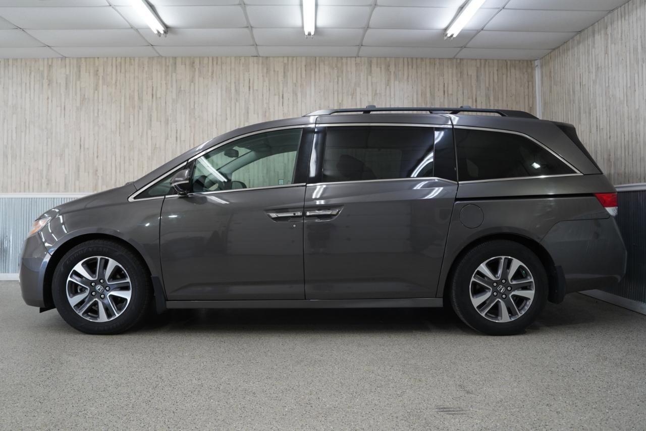 Used 2016 Honda Odyssey Touring image 5