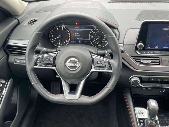 Used 2023 Nissan Altima 2.5 SR image 13