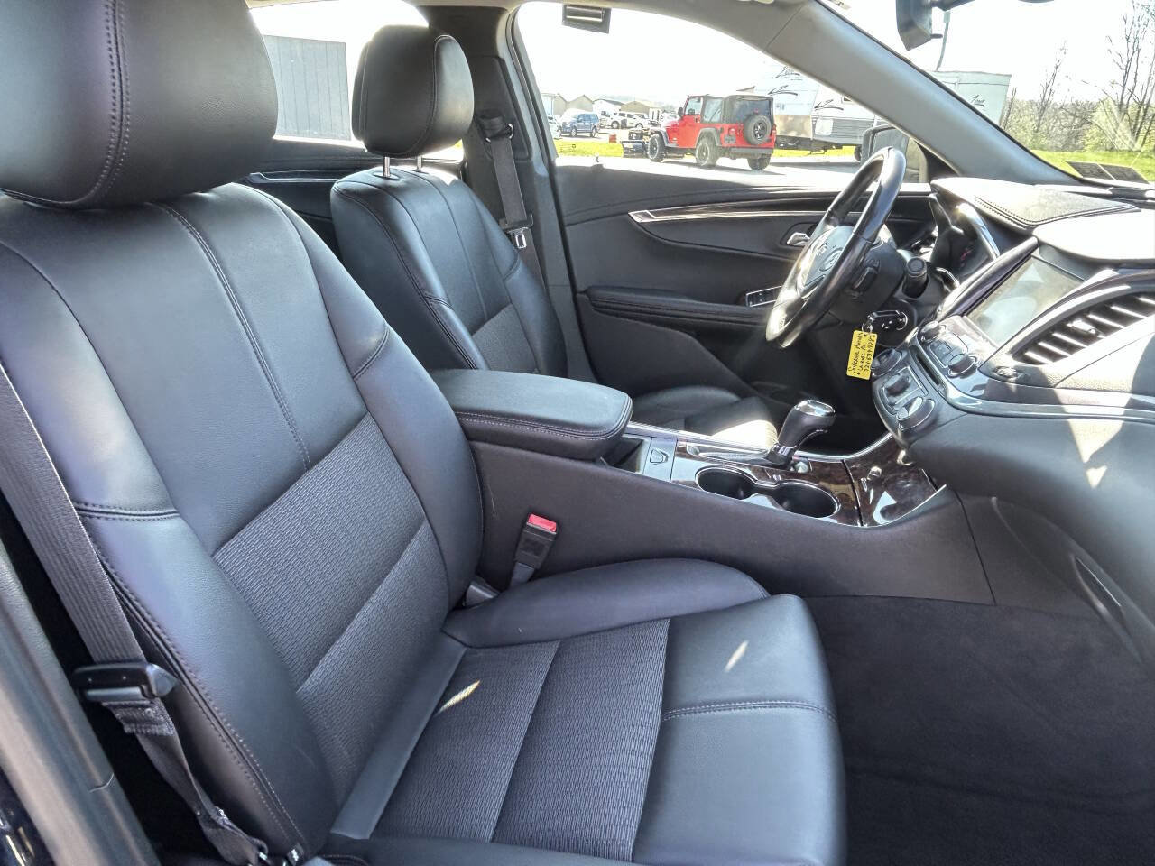 Used 2014 Chevrolet Impala LT image 16