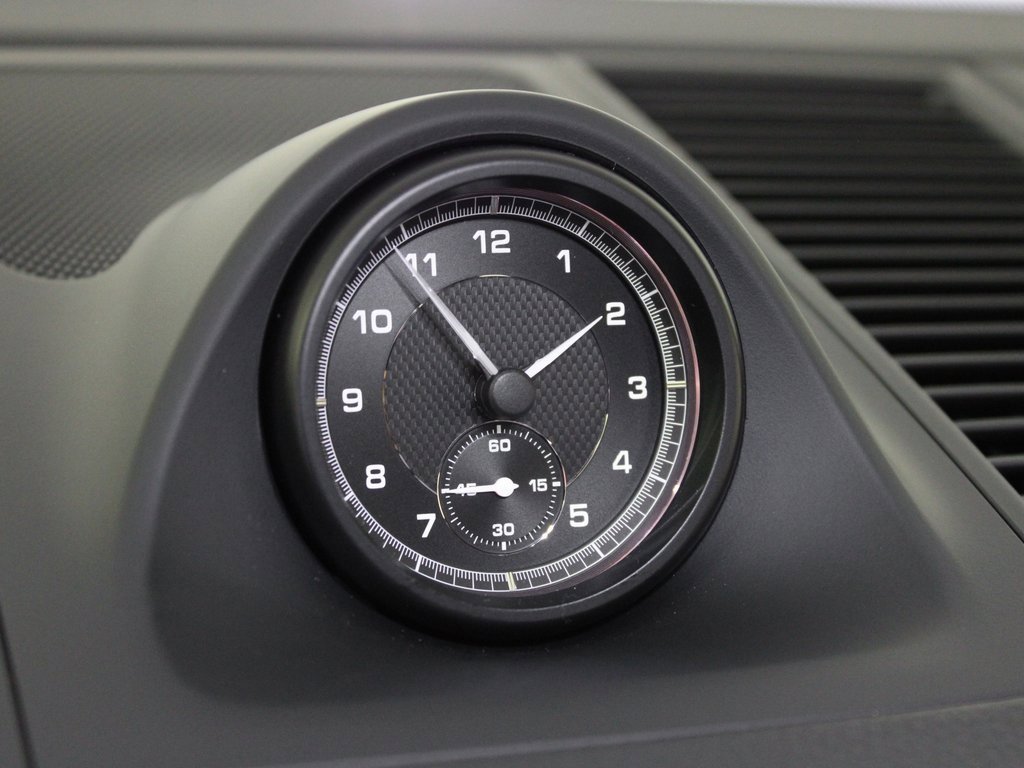 Used 2026 Porsche Macan image 25