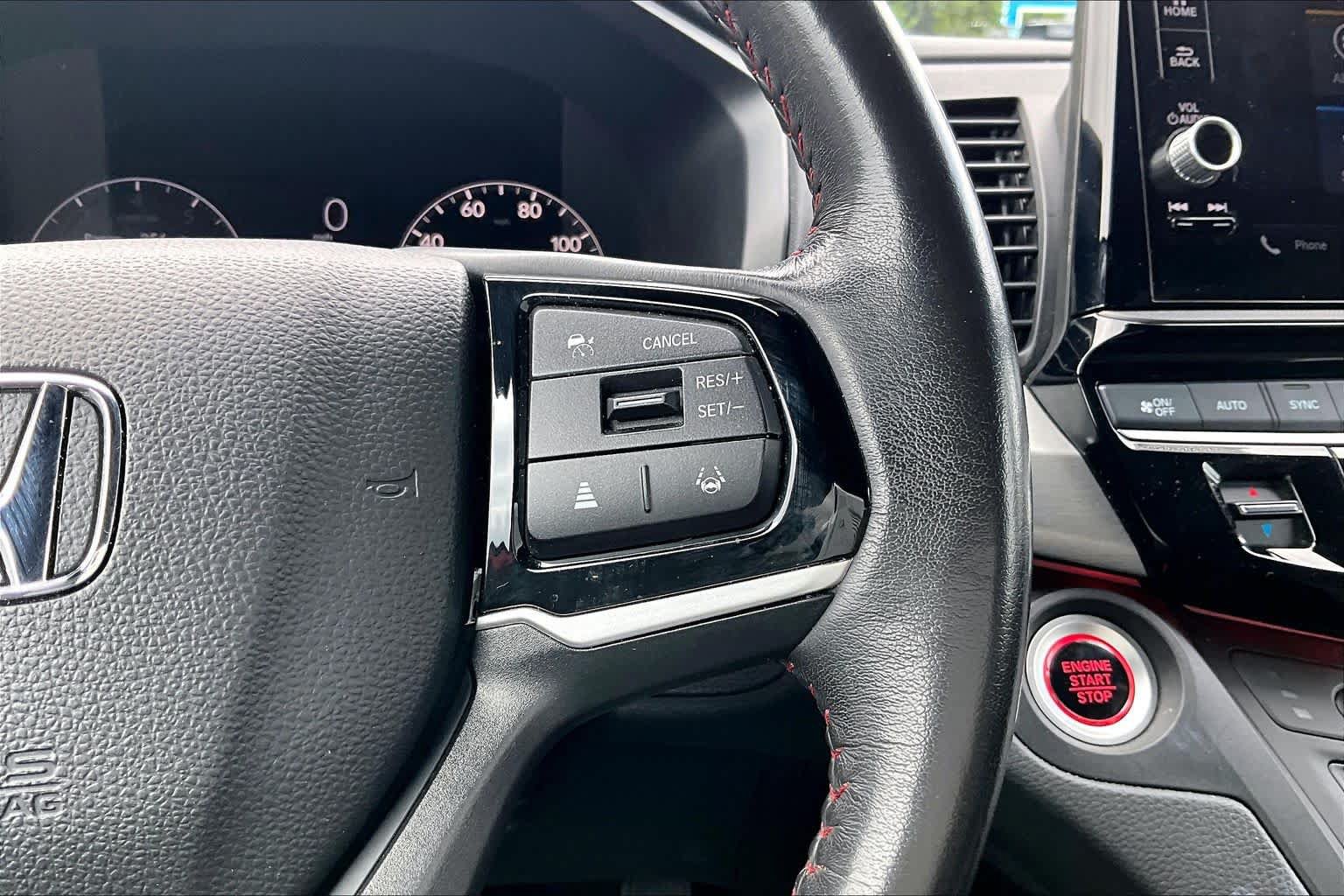 Used 2025 Honda Odyssey Sport-L image 25