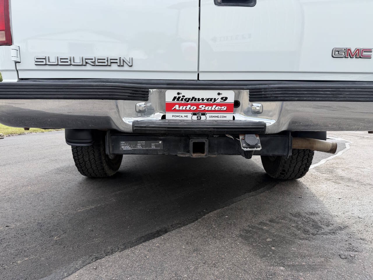Used 1999 GMC Suburban 4WD w/ Marketing Opt Pkg 2 image 6
