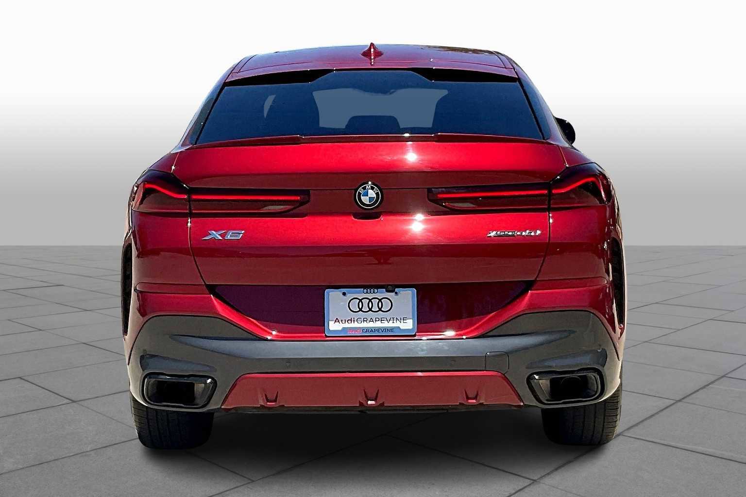 Used 2023 BMW X6 xDrive40i w/ Executive Package image 7