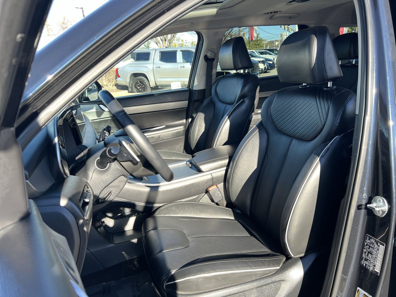 Used 2024 Hyundai Palisade SEL image 13