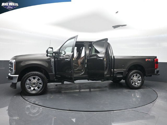 Certified 2024 Ford F250 King Ranch w/ Chrome Package AWD/4WD image 28
