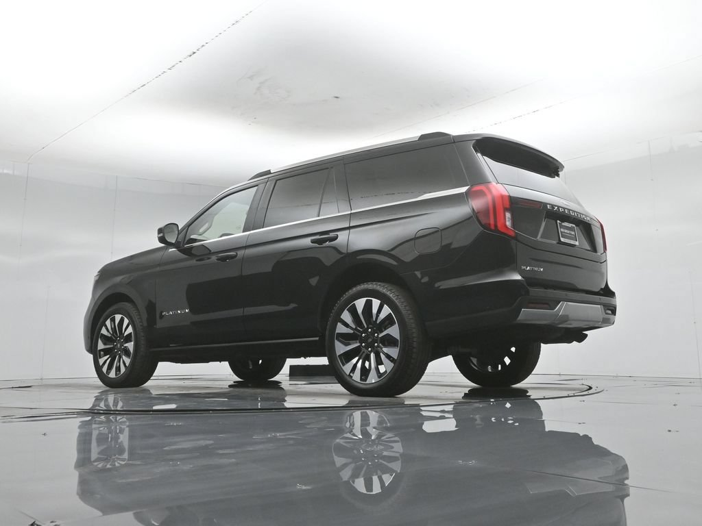Certified 2025 Ford Expedition Platinum w/ Driver's Package AWD/4WD image 57
