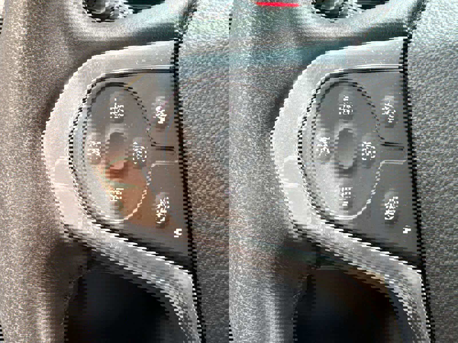 Certified 2022 Chevrolet Traverse RS image 22