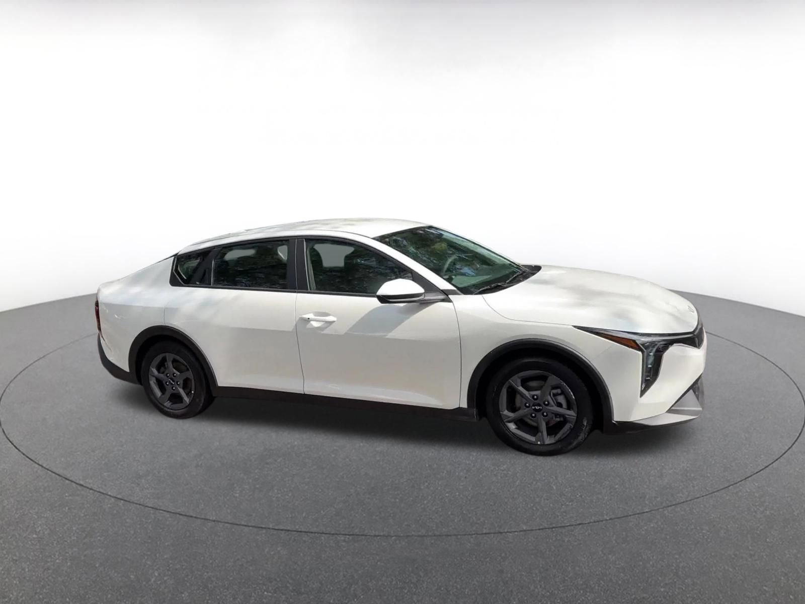 Used 2025 Kia K4 FWD video 2