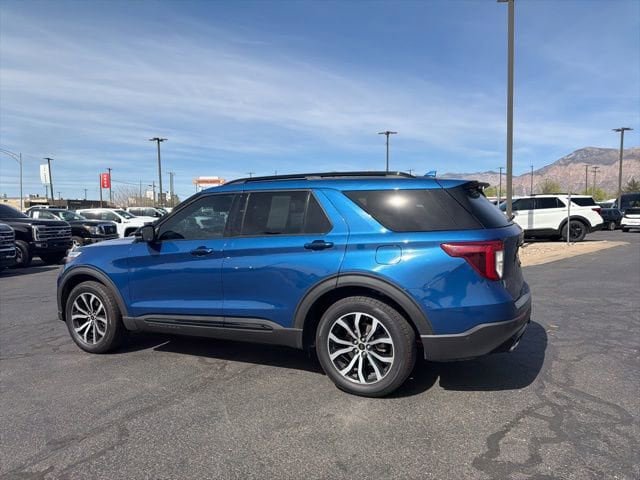 Used 2020 Ford Explorer ST w/ Premium Technology Package AWD/4WD image 12