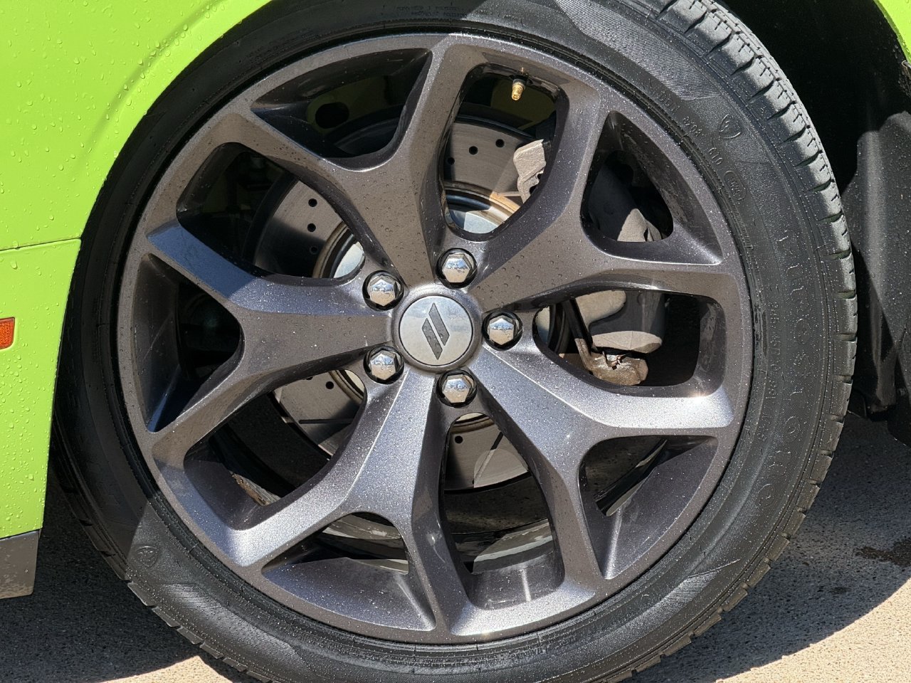 Used 2015 Dodge Challenger R/T RWD image 8