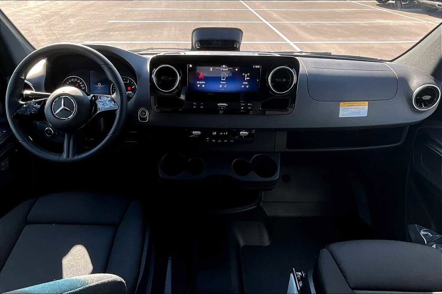 New 2025 Mercedes-Benz Sprinter 2500 image 5