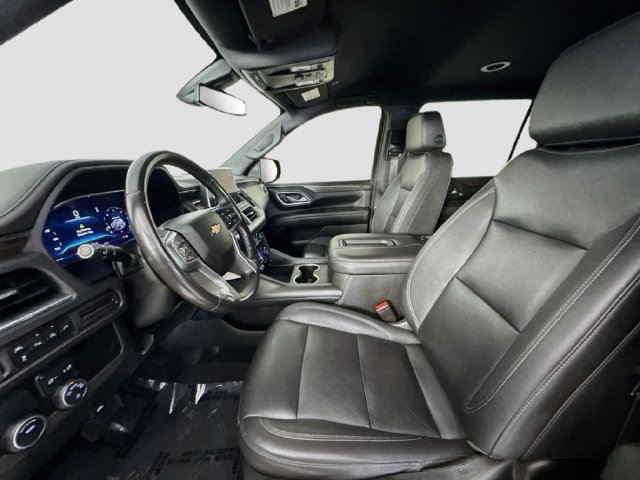 Used 2022 Chevrolet Suburban LT RWD image 21
