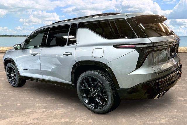 Used 2024 Chevrolet Traverse RS w/ LPO, Floor Liner Package image 4